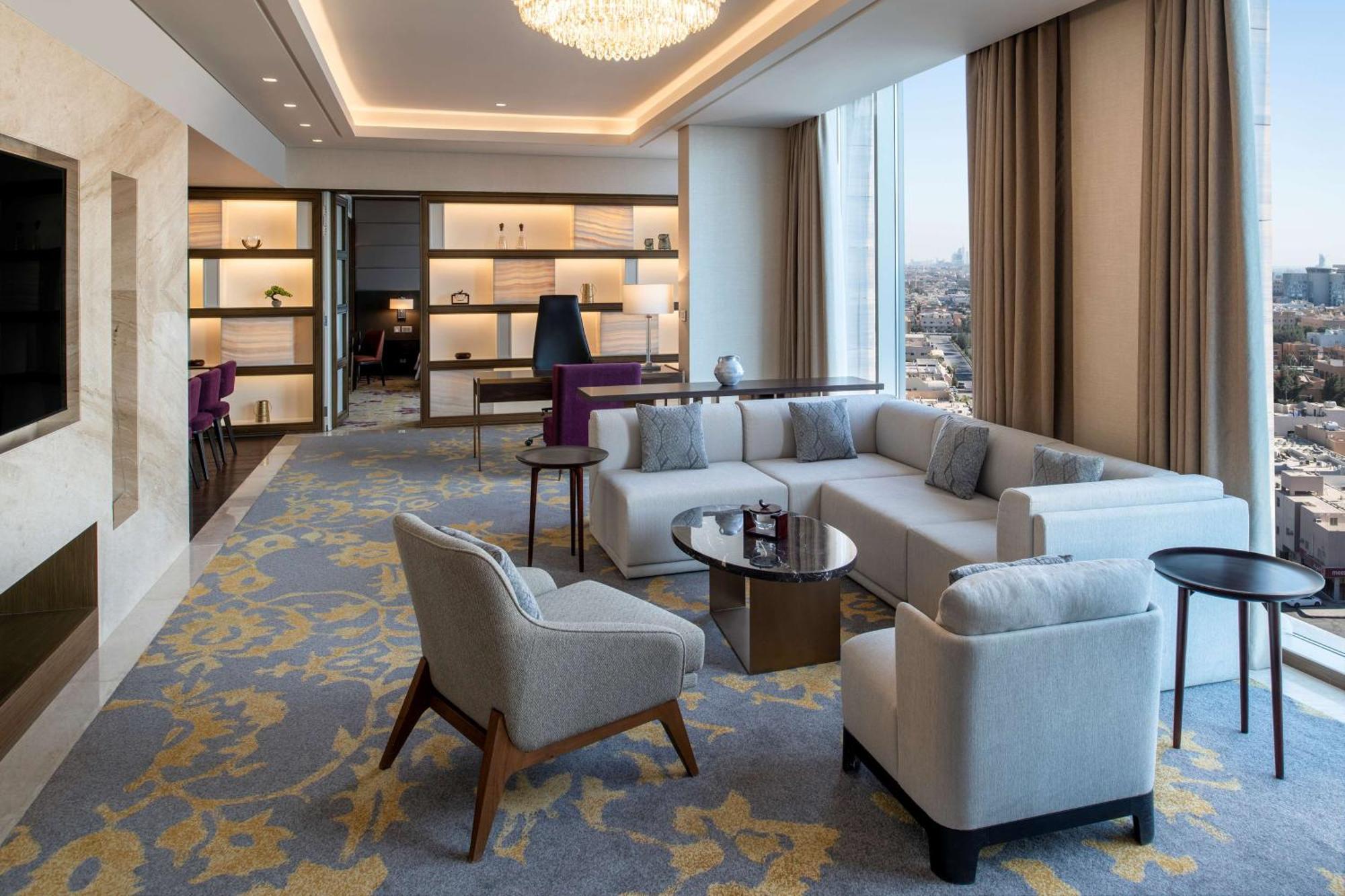 Doubletree Suites By Hilton - Riyadh Financial District Exterior foto